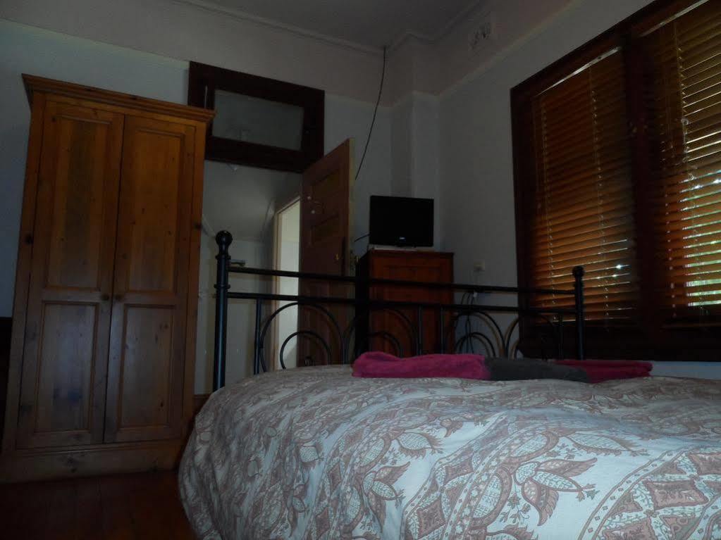 Burwood Bed And Breakfast Cité de Cité de Sydney Extérieur photo