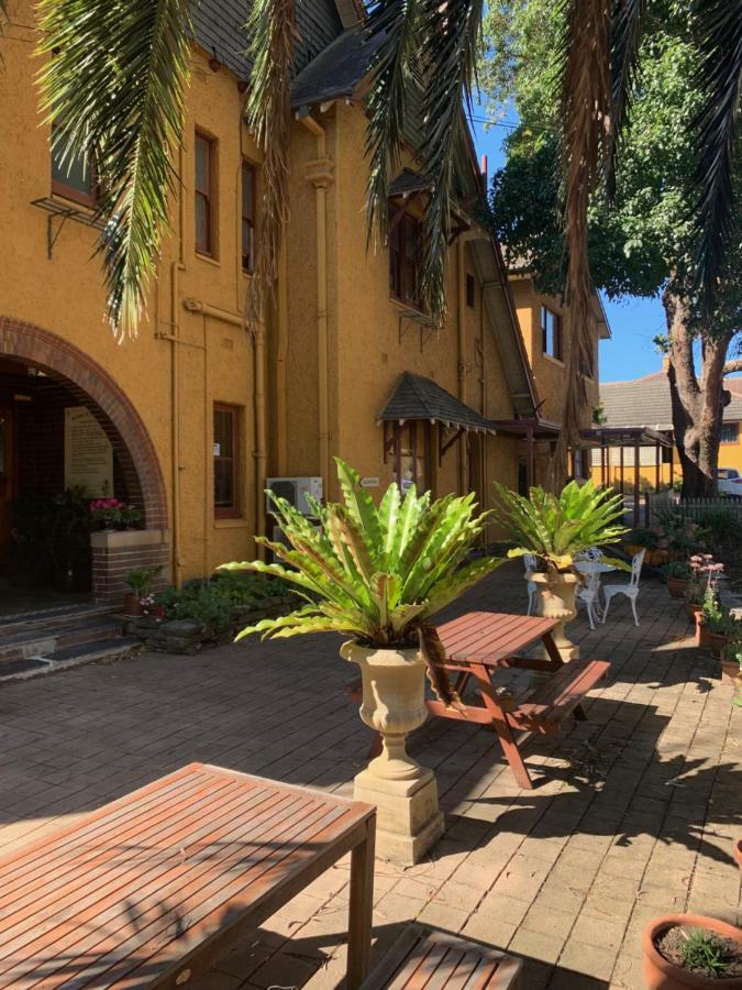 Burwood Bed And Breakfast Cité de Cité de Sydney Extérieur photo